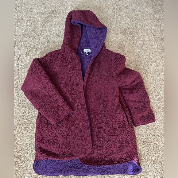 Women’s Fuzzy Jacket - Picture 1 of 3